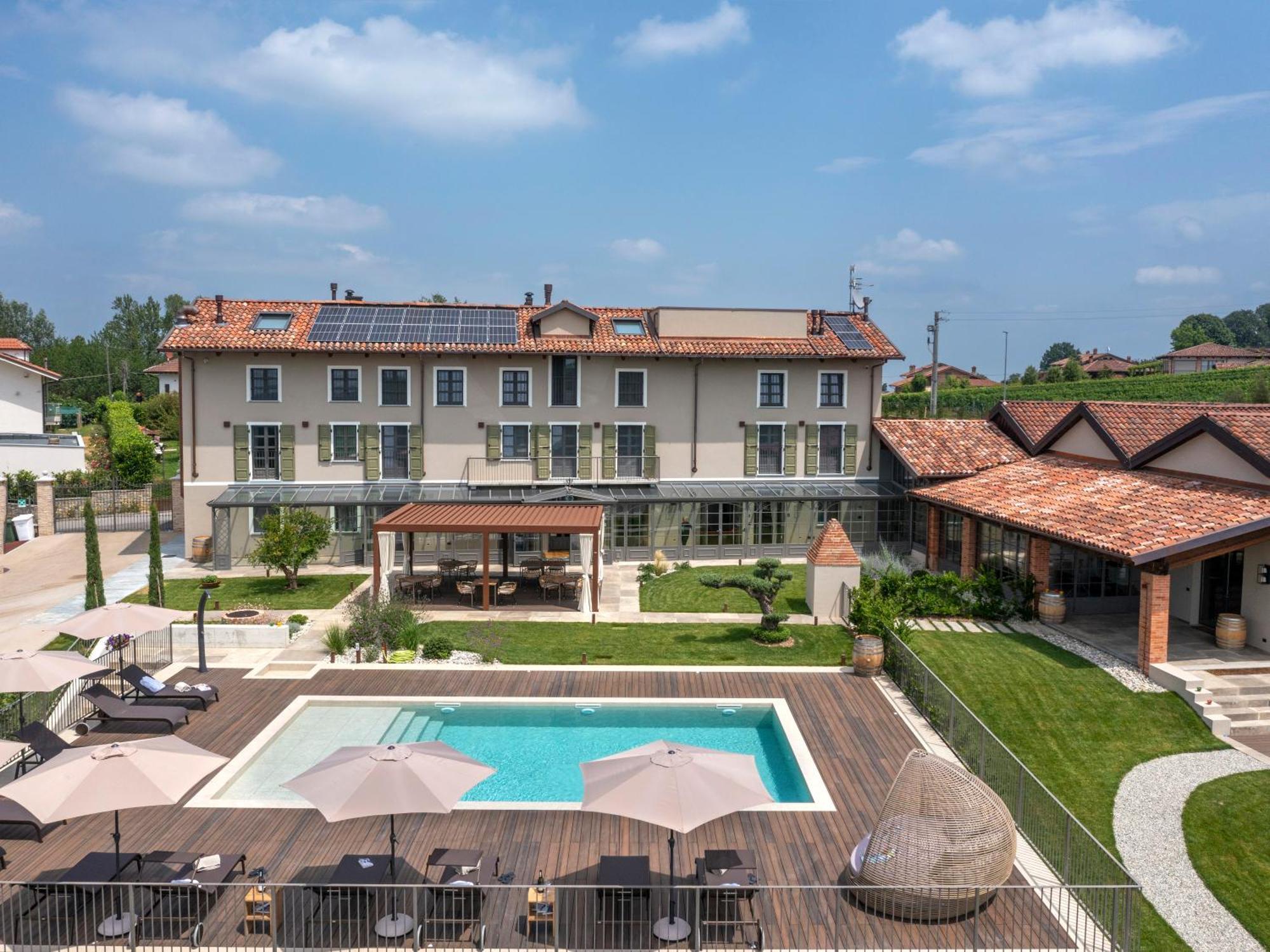 Antica Dimora Dosio Bed & Breakfast La Morra Exterior photo