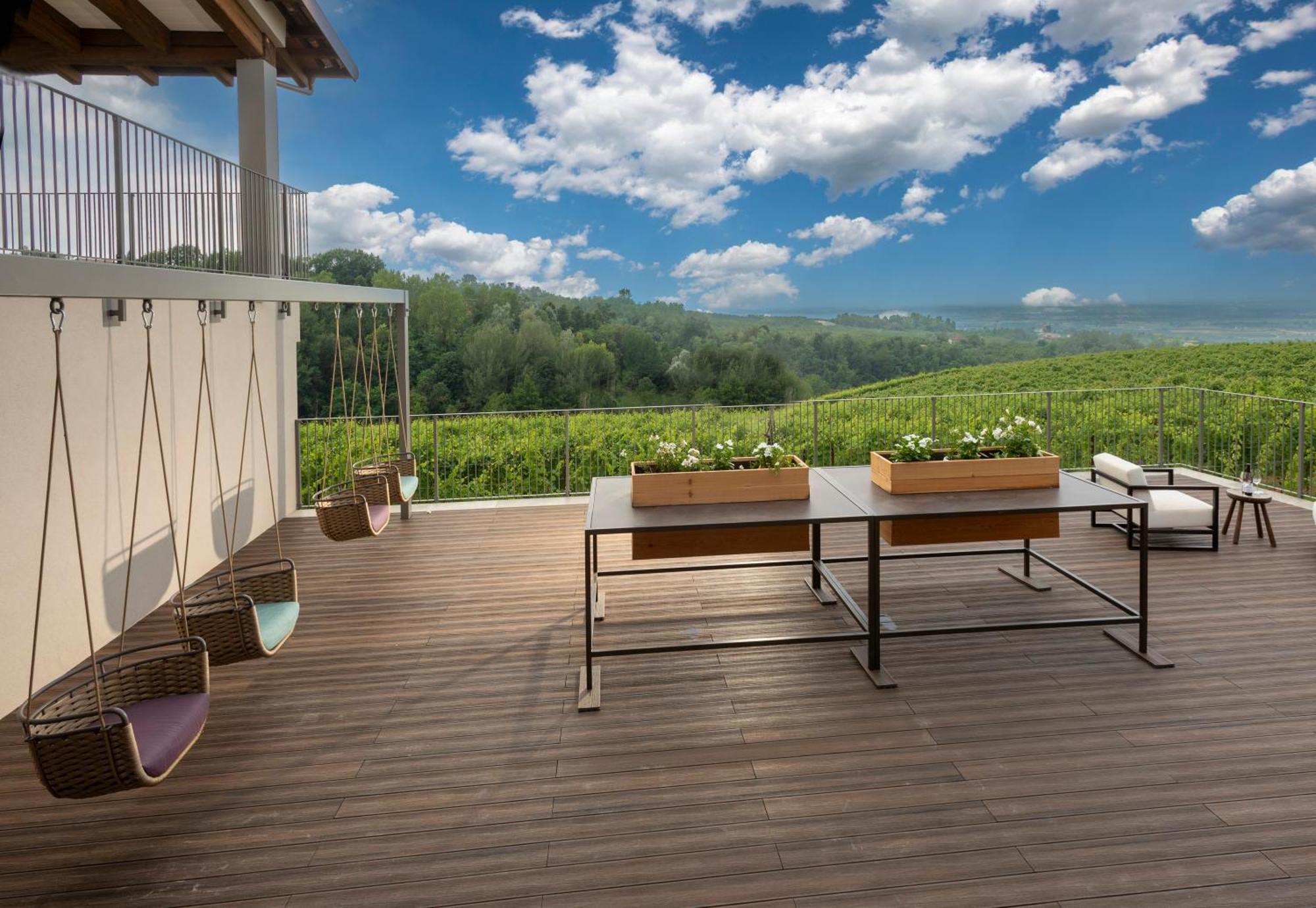 Antica Dimora Dosio Bed & Breakfast La Morra Exterior photo
