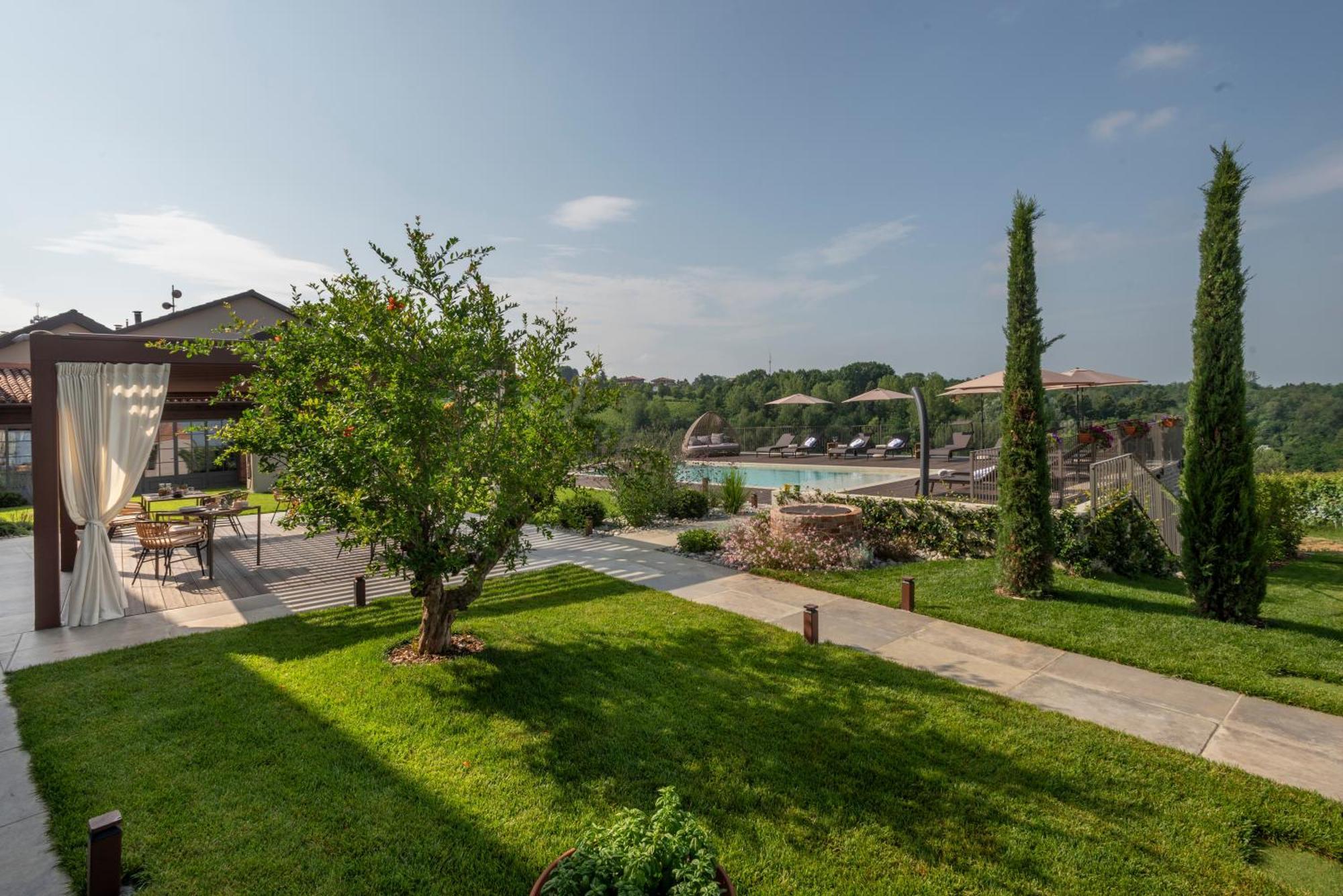 Antica Dimora Dosio Bed & Breakfast La Morra Exterior photo